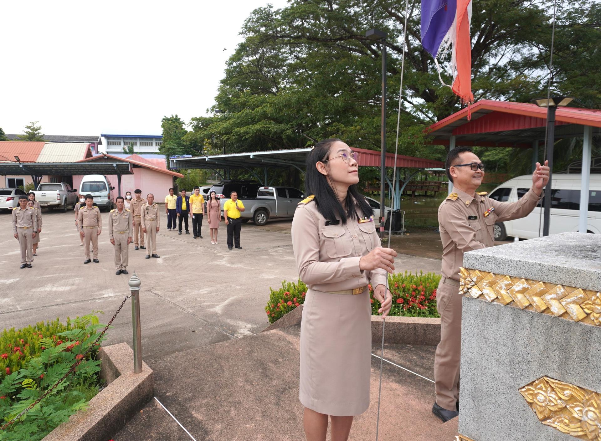 สพป.อุดรธานี เขต 3 จัดกิจกรรมเข้าแถวเคารพธงชาติ สวดมนต์ไหว้พระ กล่าวคำปฏิญญาการดำเนินงานเขตสุจริต ประจำเดือนสิงหาคม 2567