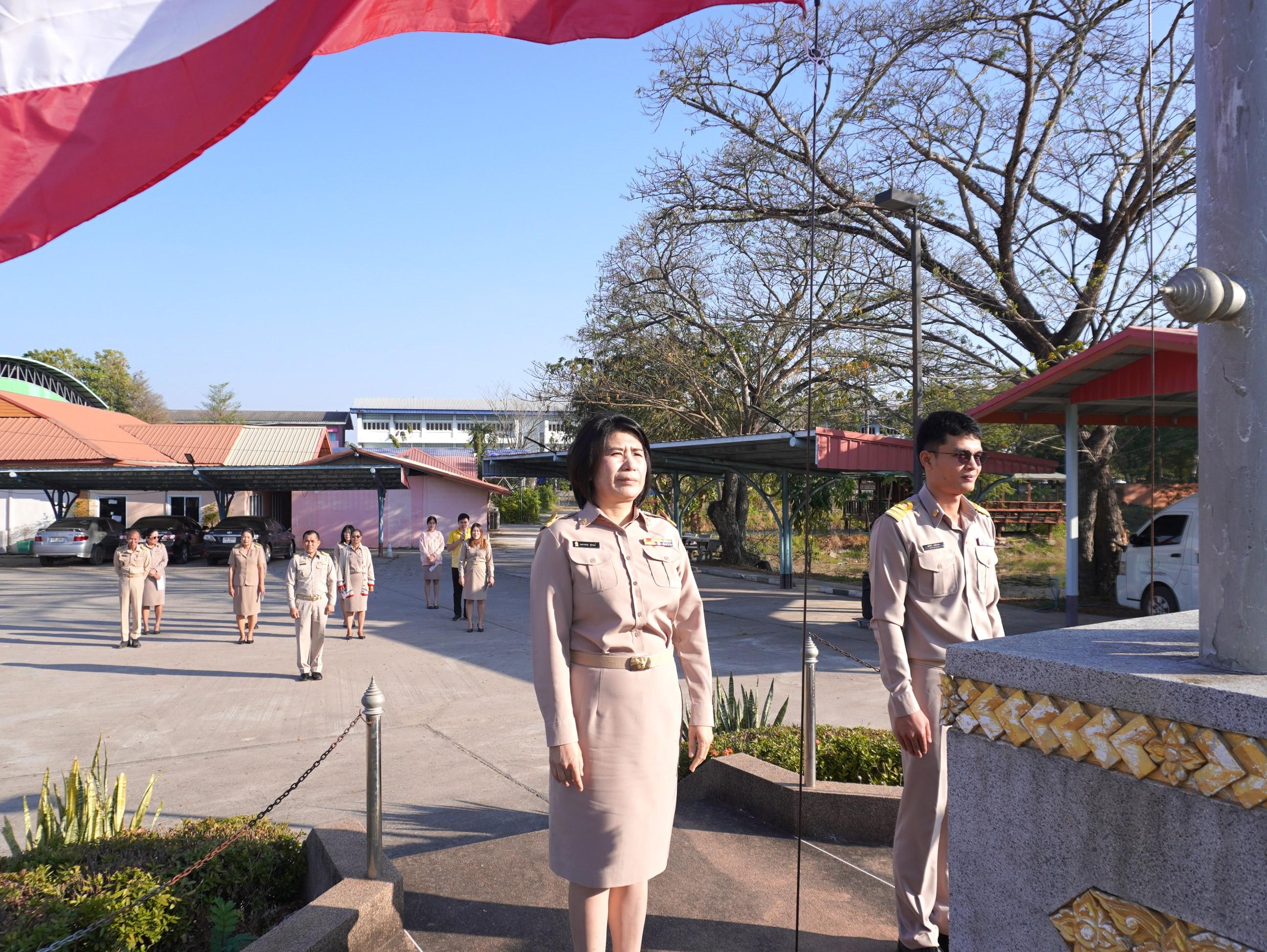 สพป.อุดรธานี เขต 3 จัดกิจกรรมเข้าแถวเคารพธงชาติ สวดมนต์ไหว้พระ กล่าวคำปฏิญญาการดำเนินงานเขตสุจริต ประจำเดือนกุมภาพันธ์ 2568