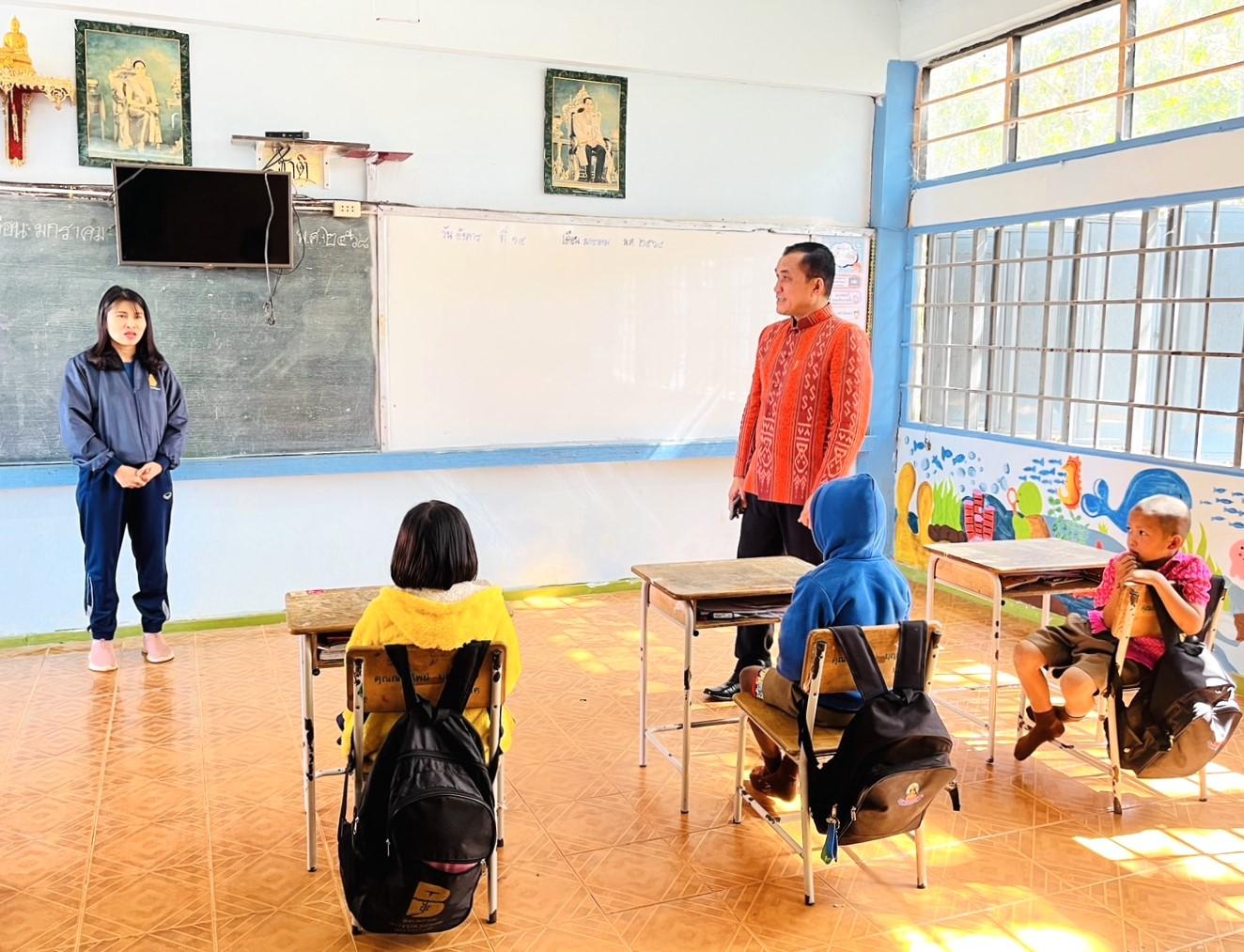 รอง ผอ.สพป.อุดรธานี เขต 3 ลงพื้นที่ตรวจเยี่ยมโรงเรียนในสังกัด กลุ่มโรงเรียนบ้านดุง 2