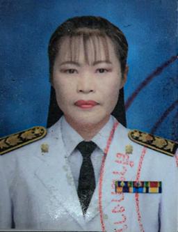 นางณิชปรินทร์ พรธนินนนท์